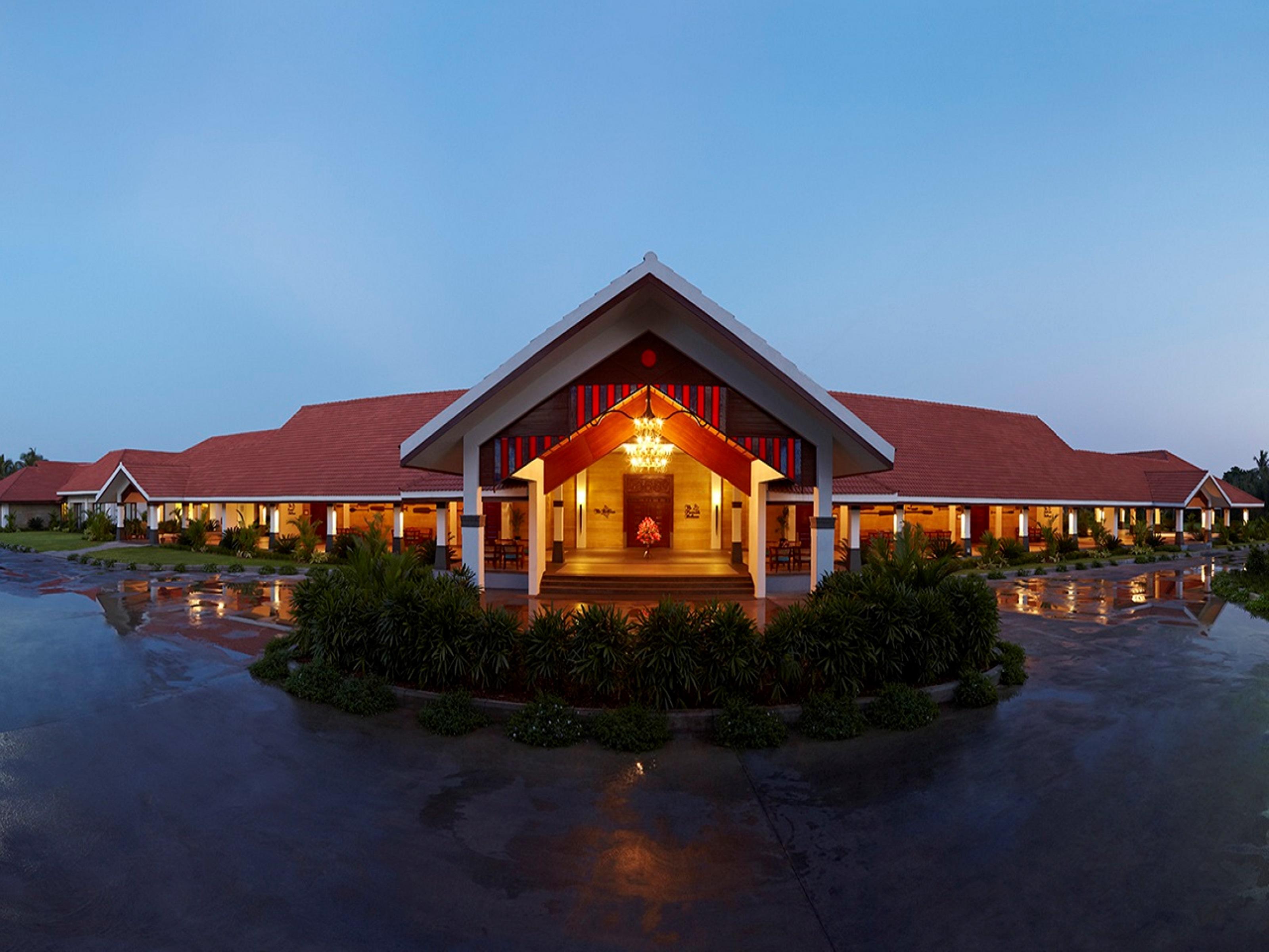 Radisson Blu Resort Temple Bay Mamallapuram Екстер'єр фото The Leela Palace, Udaipur